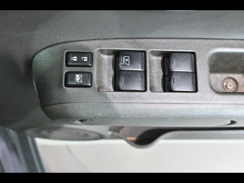 2012 Nissan Cube 15X Indigo + Plasma auction photo 12