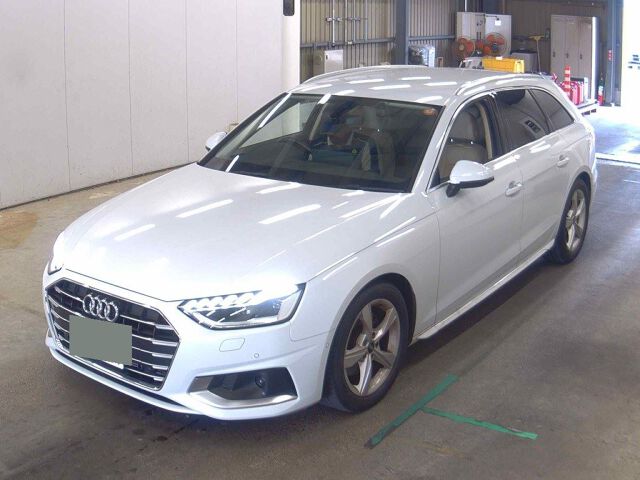 2022 Audi A4 Avant 35TFSIアドバンス auction photo 4