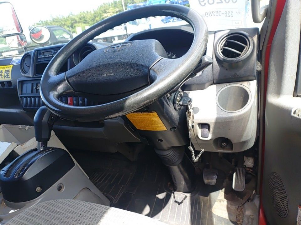 2011 Toyota Dyna auction photo 3