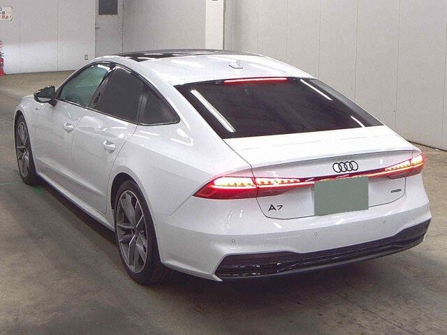 2025 Audi A7スポーツバック 45TFSI Kuwa S Light Tech 4WD auction photo 2