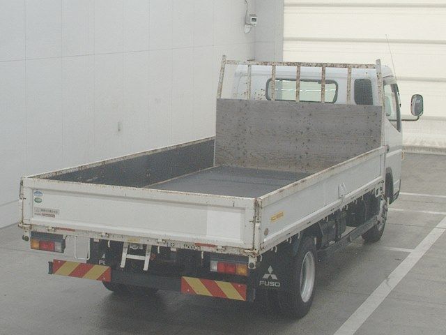 2019 Mitsubishi Fuso Canter Flatbed auction photo 2
