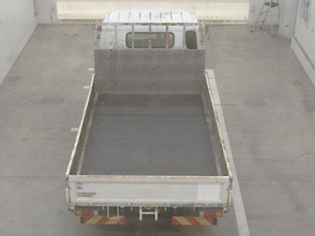 2019 Mitsubishi Fuso Canter Flatbed auction photo 3