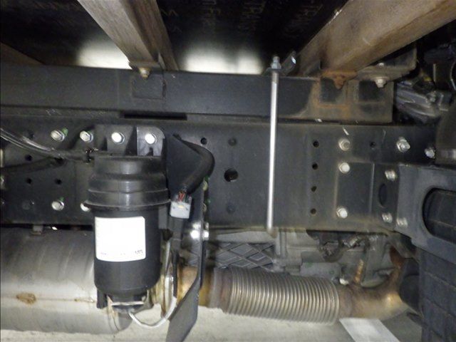 2019 Mitsubishi Fuso Canter Flatbed auction photo 4