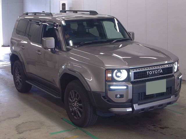 2025 Toyota Land Cruiser 250 VX 4WD Japan auction vehicle