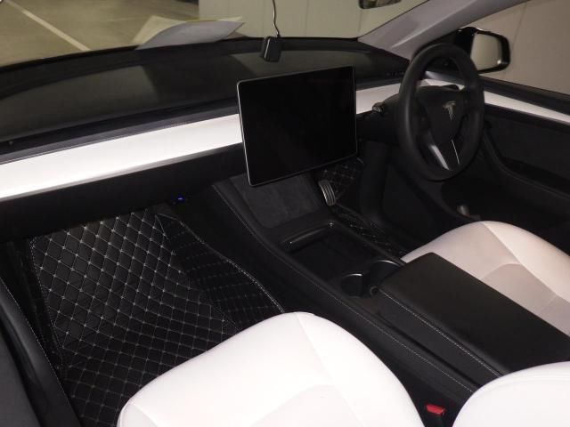2022 Tesla テスラ Model Y Performance auction photo 2