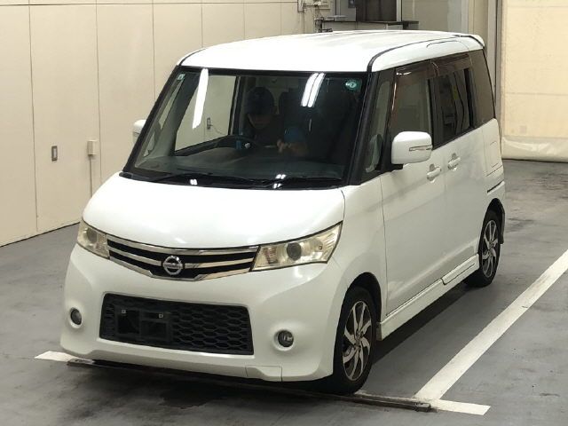 2011 Nissan Roox ハイウェイスターリミテッド auction photo 3