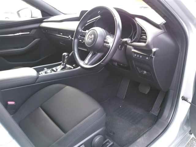 2020 Mazda 3 ファストバック auction photo 3