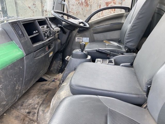 2008 Isuzu Forward auction photo 5