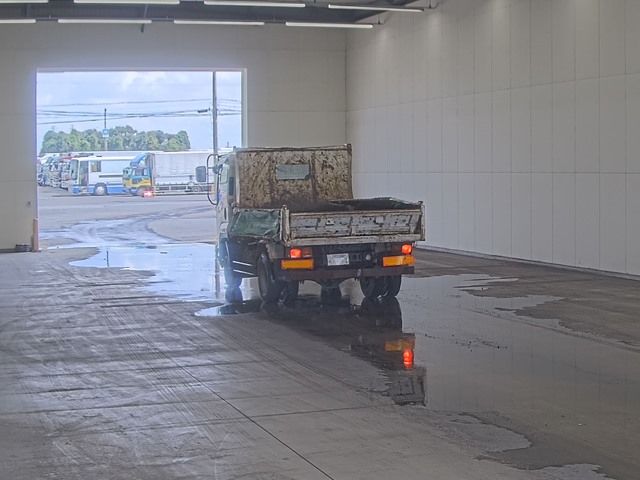 2008 Isuzu Forward auction photo 2