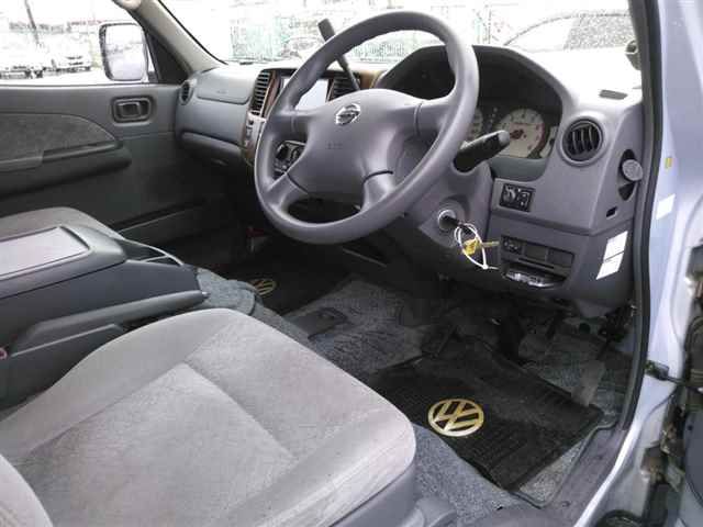 2006 Nissan Caravan シルクロードVX auction photo 3