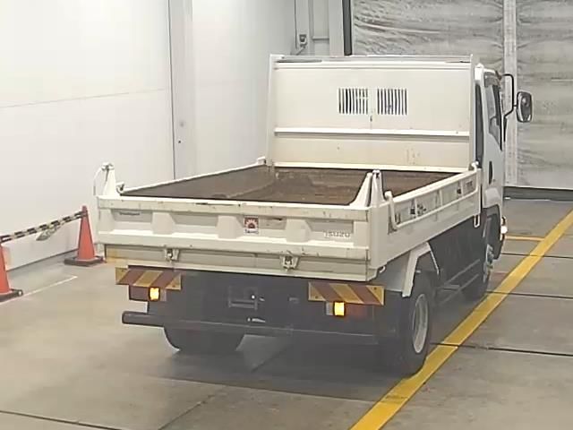 2015 Isuzu Forward dump auction photo 2