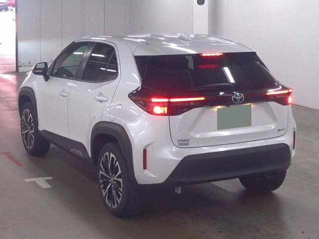 2025 Toyota Yaris Cross Hybrid Z auction photo 2