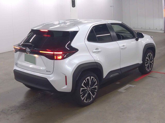 2025 Toyota Yaris Cross Hybrid Z auction photo 5