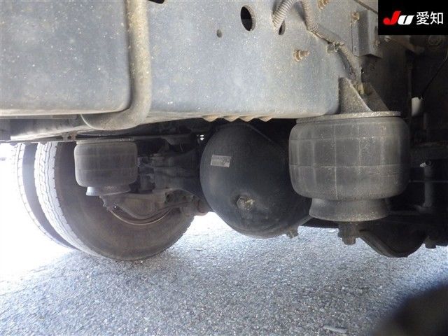 2015 Isuzu Forward Refrigerated PG 2.5t auction photo 7