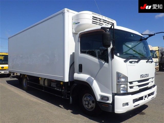 2015 Isuzu Forward Refrigerated PG 2.5t Japan auction vehicle