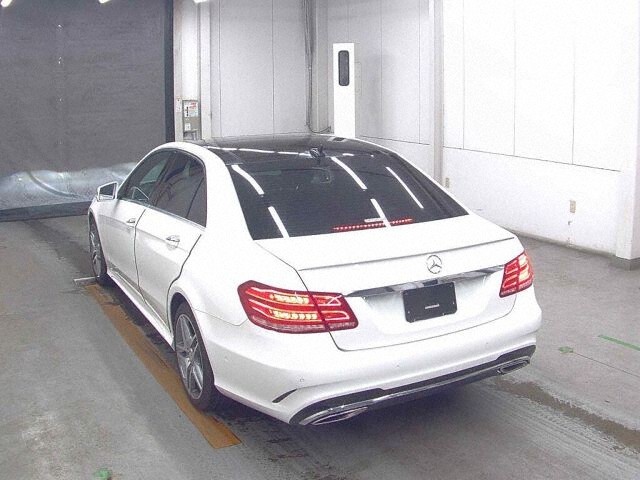 2013 Mercedes-Benz E-Class E250アバンギャルト auction photo 2