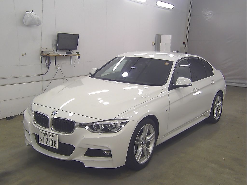 2016 BMW 3 Series 320d M Sport auction photo 4
