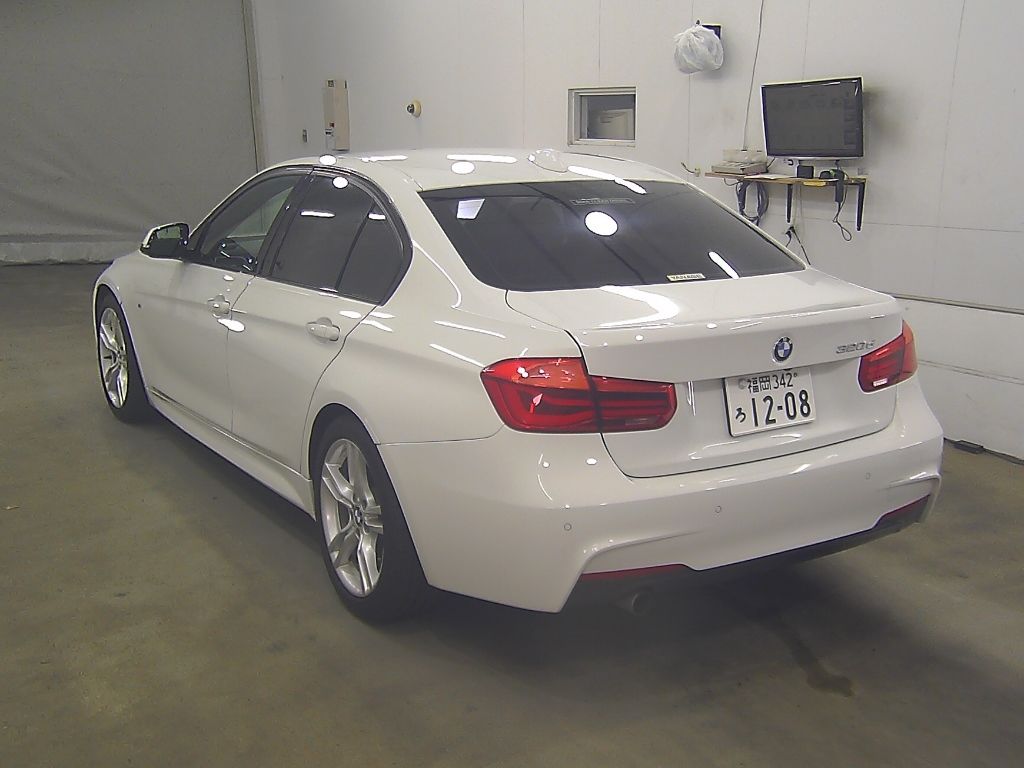 2016 BMW 3 Series 320d M Sport auction photo 5