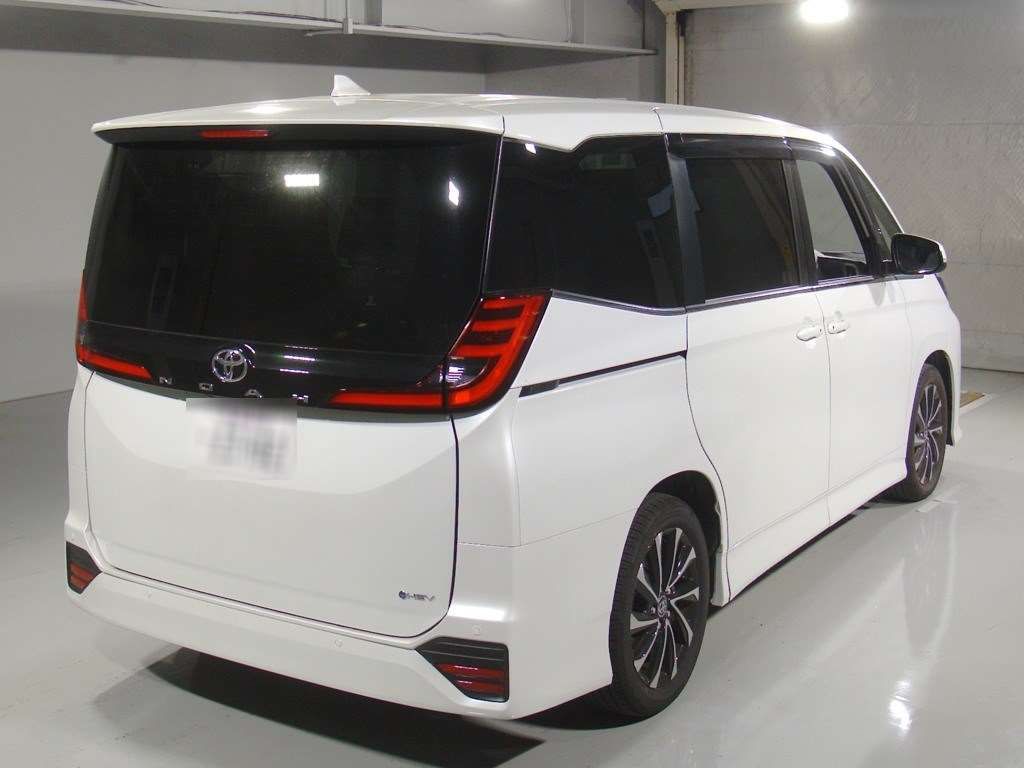 2026 Toyota Noah Hybrid S-Z auction photo 2