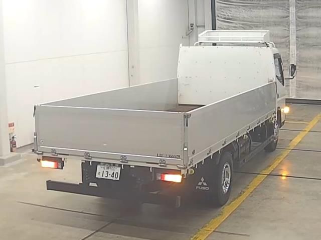 2021 Mitsubishi Fuso Canter Flatbed auction photo 2