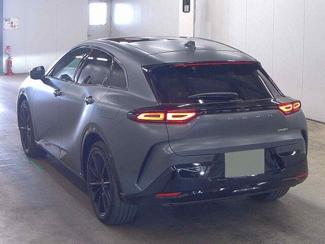 2024 Toyota Crown Sport スポーツRS(PHEV) 4WD auction photo 2