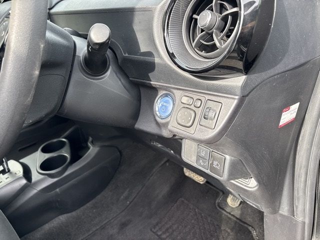 2019 Toyota Aqua S STYLE BLACK auction photo 6