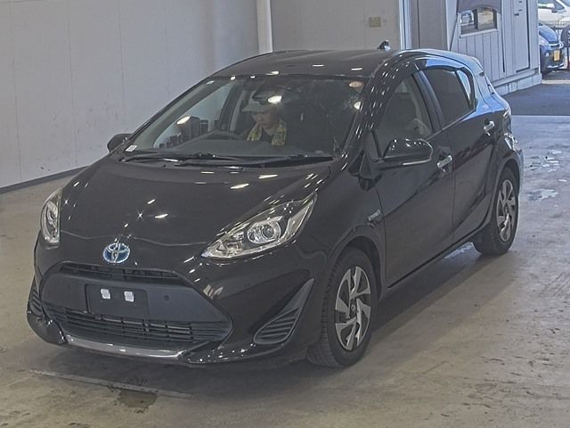 2019 Toyota Aqua S STYLE BLACK Japan auction vehicle
