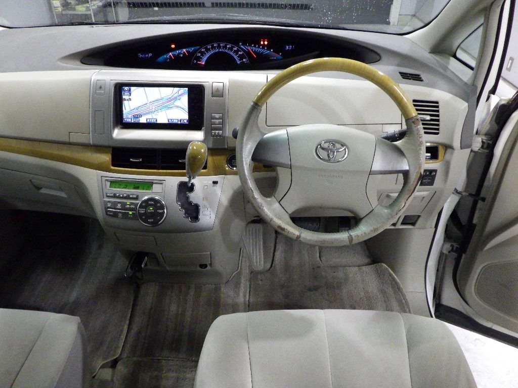 2008 Toyota Estima 2.4 Aeras G Edition auction photo 3