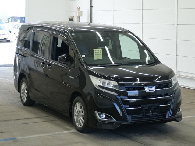 2017 Toyota Noah ワゴン G Japan auction vehicle