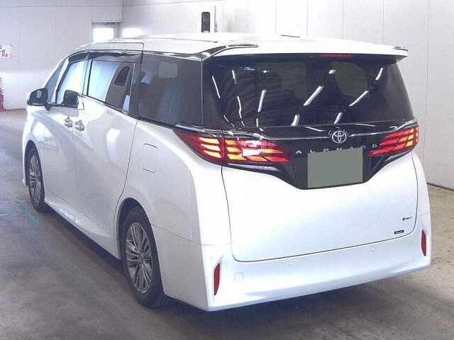 2025 Toyota Alphard Z auction photo 2