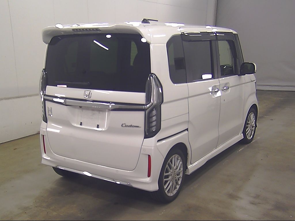 2021 Honda N-BOX カスタムLターボ auction photo 2