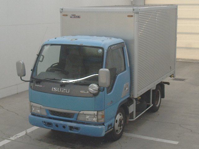Japan Auction Vehicles 10 2004 Isuzu Elf バン auction photo