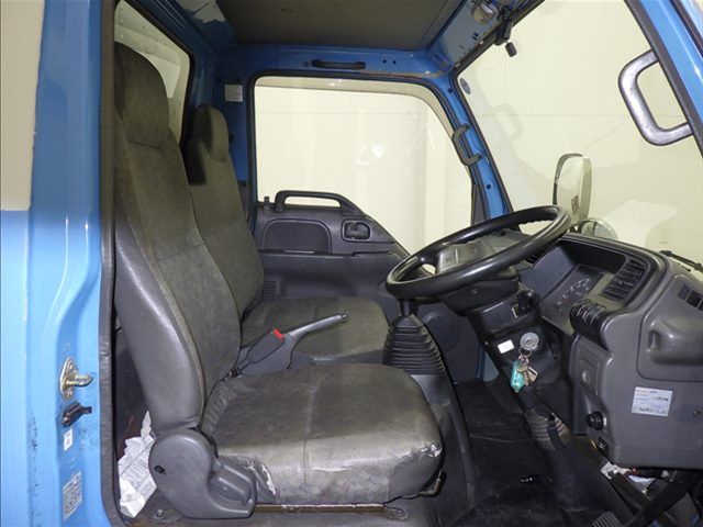2004 Isuzu Elf バン auction photo 6