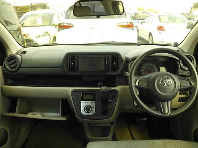 2016 Toyota Passo X LパッケージS auction photo 8