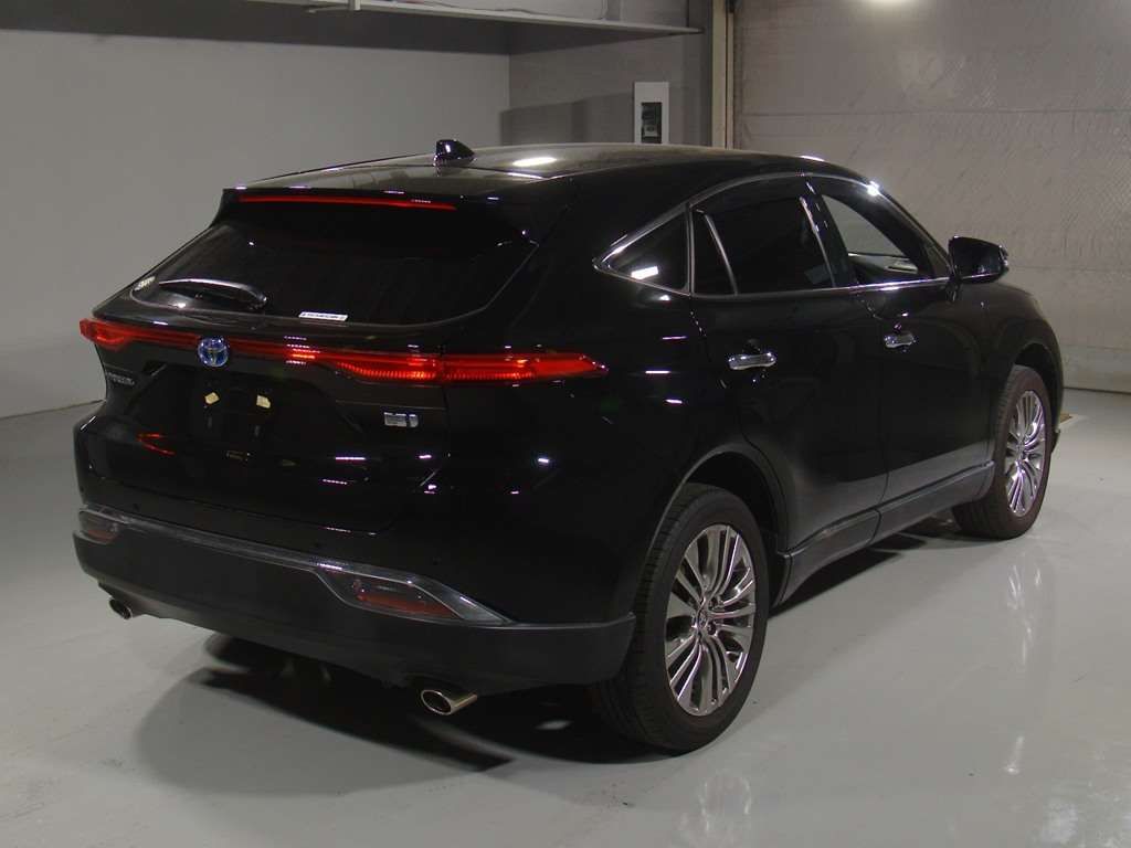 2021 Toyota Harrier Z auction photo 2
