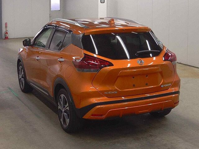 2021 Nissan Kicks XツートーンインテリアED auction photo 2