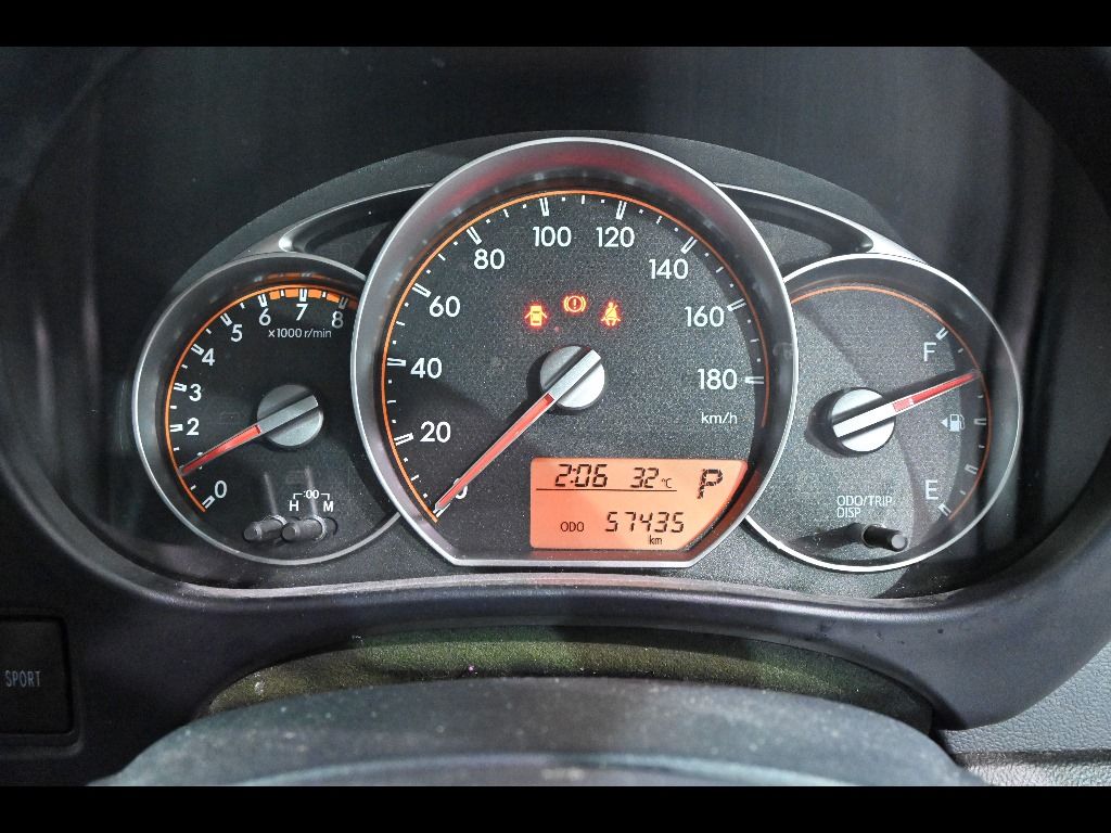 2013 Toyota Ractis S auction photo 8