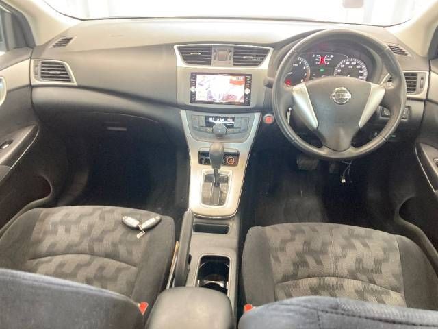 2016 Nissan Sylphy X auction photo 2