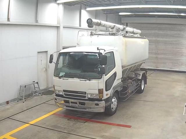 Japan Auction Vehicles 10 2005 Mitsubishi Fuso Fighter 粉粒体運搬車 auction photo