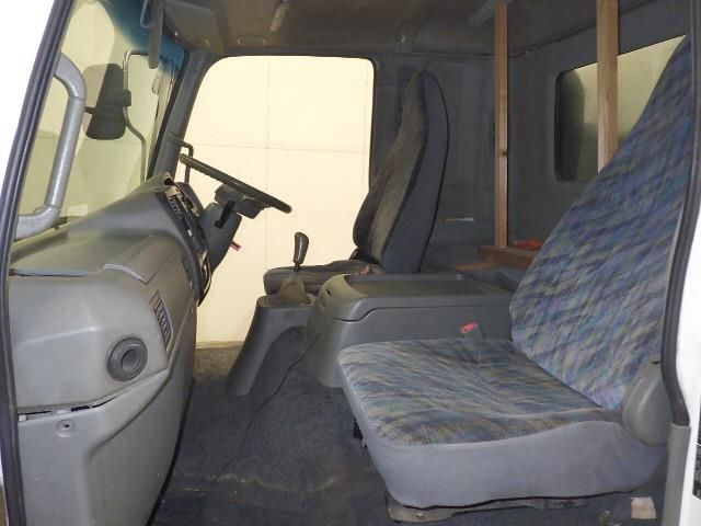 2005 Mitsubishi Fuso Fighter 粉粒体運搬車 auction photo 8