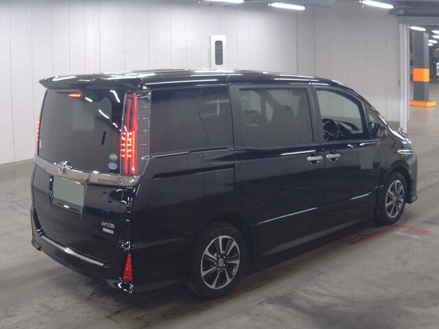 2018 Toyota Noah SI WXB auction photo 5