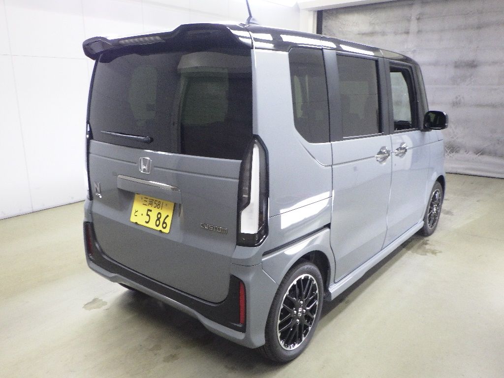 2026 Honda N-BOX Custom Turbo Coordinate Style auction photo 2