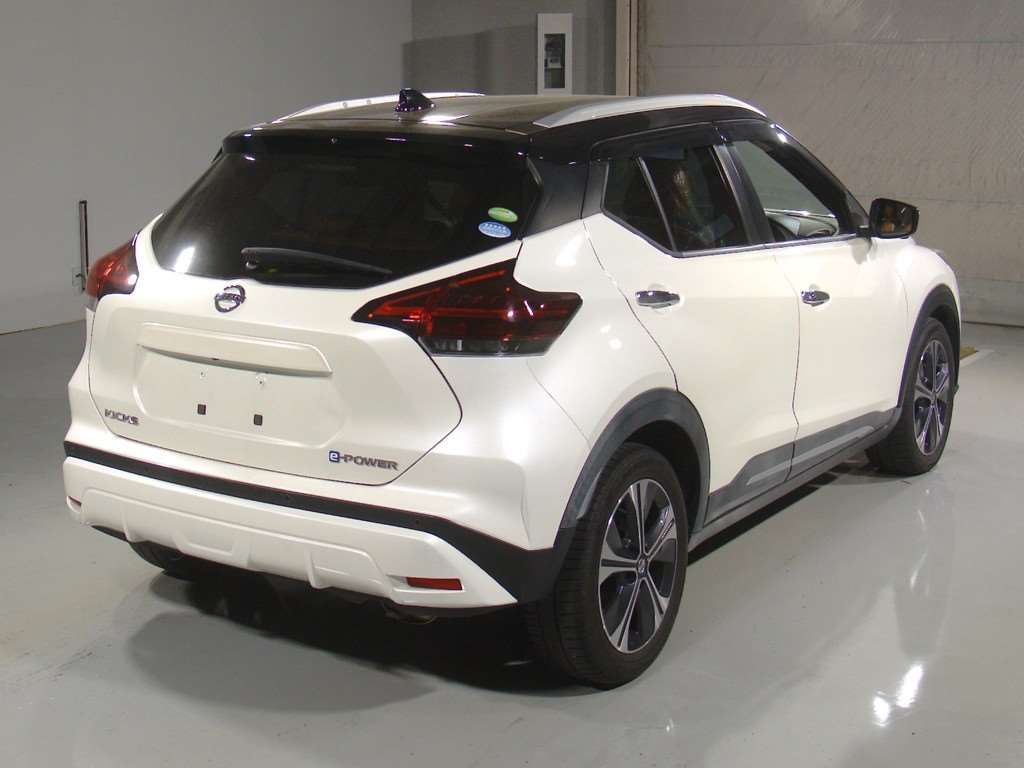2021 Nissan Kicks X ツートーンインテリアエディション auction photo 2