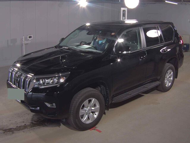 2021 Toyota Land Cruiser Prado TX 4WD auction photo 4