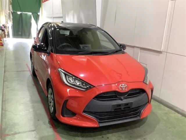 Japan Auction Vehicles 4 2020 Toyota Yaris G auction photo