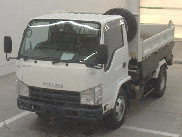 Japan Auction Vehicles 10 2010 Isuzu Elf dump auction photo