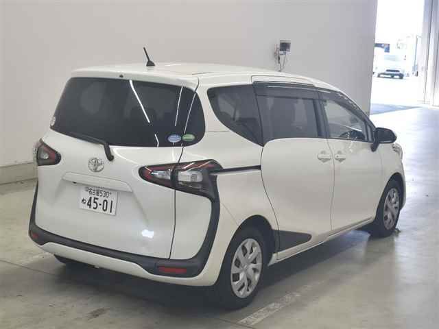 2018 Toyota Sienta Gクエロ auction photo 5
