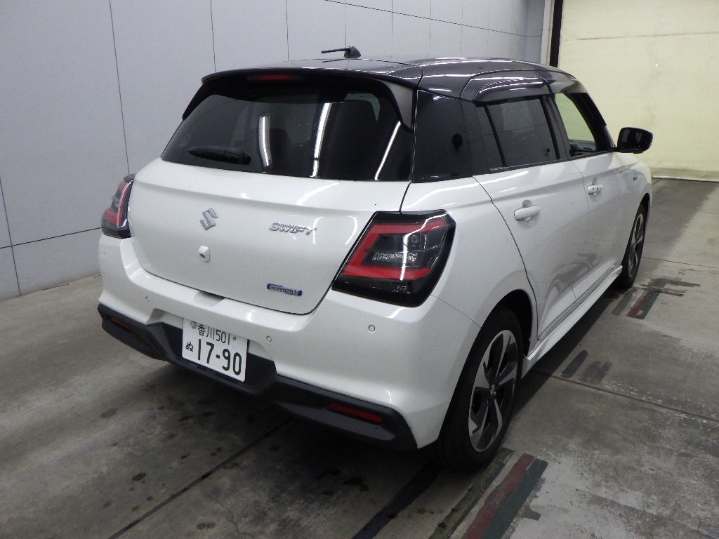 2024 Suzuki スイフト HB Hybrid MZ auction photo 2