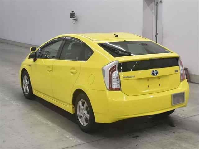 2013 Toyota Prius S auction photo 2