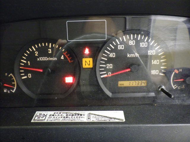 2011 Isuzu Elf ボトルカー auction photo 6